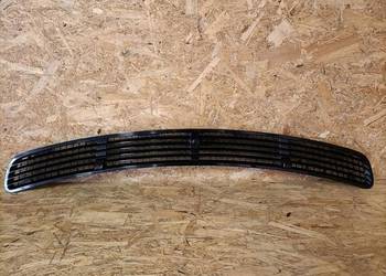 MERCEDES W211 wlot kratka maski 2118800005