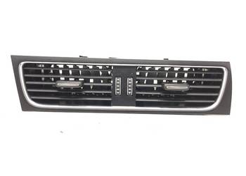 KRATKA NAWIEWU PRZÓD AUDI A4 B8 8T1820951E Sedan/Limuzyna 07-15