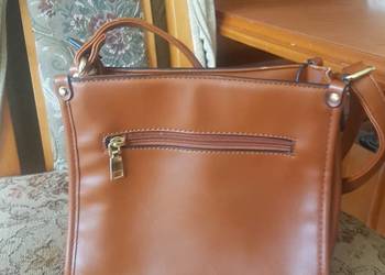 Torebka damska stan bdb polecam serdecznie.