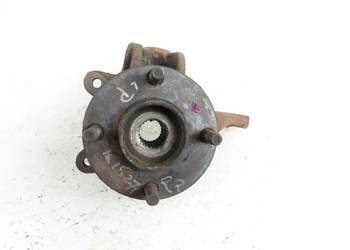 ZWROTNICA PIASTA PRZEDNIA LEWA MAZDA 121 III 1.8 D