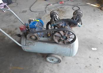 Sprężarka kompresor dwutłokowy