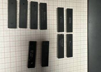 Układy WS7107CPL , ICL7106CPL, NPC 7930 i 8021 - łącznie 10 szt. (Z324)