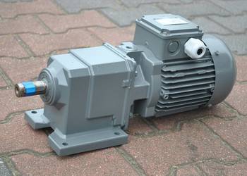 Motoreduktor 1.1kw. 94obr./min.. Firmy Bauer