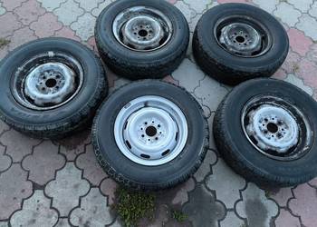 Polonez  koło 5 J13 4x98 opona 185x70 R 13 DEBICA D 124 kola opony