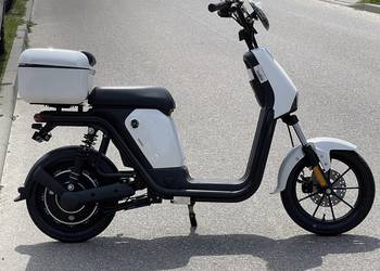 Lekki Skuter elektryk  idealny na camper