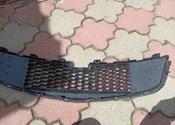 Grill do chevroleta Cruz