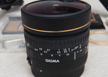 Obiektyw Sigma 8/5,6 (Canon) z głowią panoramiczną Nodal Ninja 4 (komplet)