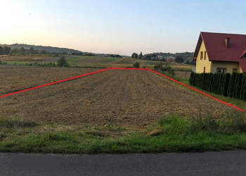 Sprzedam działkę 2418m2 w Strzyżowie