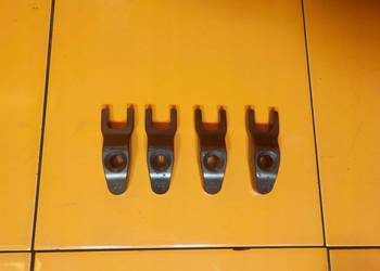 i40 iX35 SPORTAGE CARENS 1.7 CRDI EURO 5 13r D4FD mocowanie stopka wtrysku