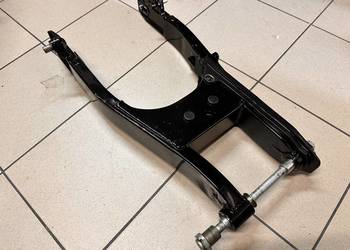 Wahacz  tył Honda Shadow VT 750 Black Widow RC44