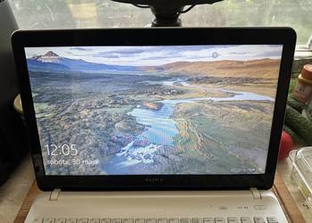 Komputer Laptop Sony VAIA 15” SSD