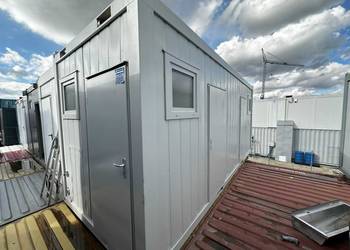 KONTENER SANITARNY WYPOSAŻONY 4x WC / 3x PISUAR / 2x UMYWALKA
