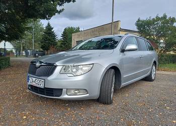 Skoda Superb II Kombi 2.0 TDI 140KM DSG 2012r. klimatronic alu hak
