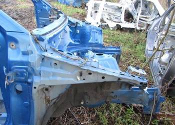 PODŁUŻNICA PRAWY PRZÓD PRZEDNIA MAZDA 2 DJ