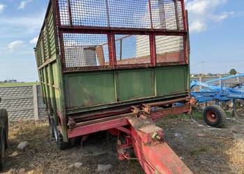 Rozrzutnik przyczepa objętościowa forschnit t-088