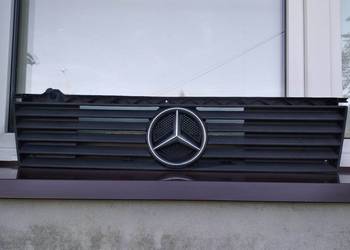 Mercedes Benz MB100 W631 grill atrapa przednia LIFT FL oryginał 6317510218