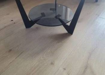 Stolik kawowy blat drewniany olejowany dąb naturalny, ciemne szkło i metal