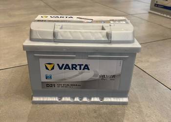 Akumulator VARTA Silver Dynamic D21 61Ah 600A EN