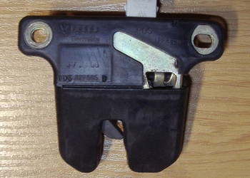 SEAT TOLEDO II AUDI A4 B5 ZAMEK KLAPY TYŁ 8D5827505D