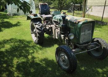 Zetor 25 z silnikiem 330
