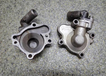 1 SZT. DEKIEL KRÓCIEC POMPY WODY 2VM YAMAHA YZ 250 88-93R 2T