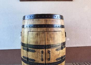 Opalany barek LED z beczki dębowej po whisky