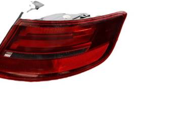AUDI A3 8V 5D SPORTBACK 13- LAMPA PRAWA TYŁ 8V4945096C