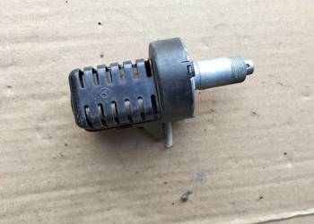 WŁĄCZNIK DMUCHAWY NAWIEWU MERCEDES W124  1248202210