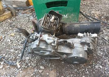 silnik honda buxy,bali,vision,Dio itp z kołem 50cc 2t