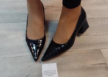 (40) ASOS Design/Czarne, teksturowane czółenka wieczorowe z Londynu, NOWE