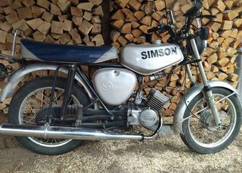 Simson S51 z 1990 roku dokumentami
