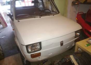 Polski Fiat 126p Maluch 1976 Pierwsza seria - Poznań