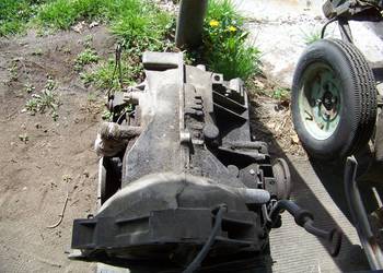 Automatyczna skrzynia biegów audi 80 B4.