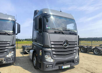 Mercedes Actros