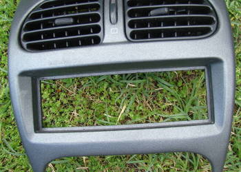 panel środkowy ramka łądna peugeot 206