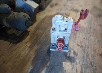 Sprzedam podstawy zaworów rozrządczych oerlikon