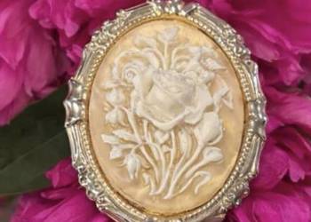 Kostiumowa broszka Colette Leblanc *Kamea w stylu florenckim*Rose of Empire