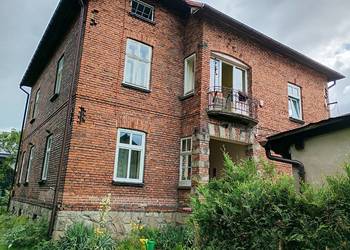 Połowa domu na sprzedaż