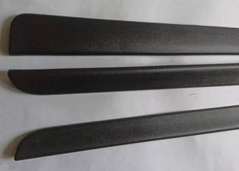 Listwa dolna drzwi Volvo V70 S60 listwa boczna ozdobna