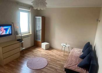 1pok, 30met, okolice Placu Grunwaldzkiego BALKON (Wrocław)