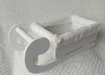 sanki z futerkiem dekoracyjne kolor biały