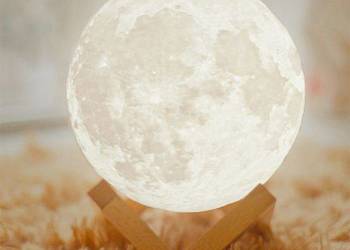 Lampka Nocna Świecący Księżyc 3D MOON LIGHT LAMPA