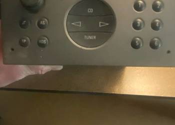 Radio sprawne posiadam również roletę bagażnika  50zl