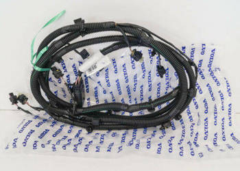 VOLVO S90 V90 II wiazka przedniego zderzaka kpl OE