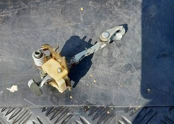 ogranicznik drzwi prawy przód renault laguna II