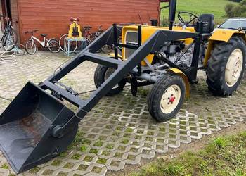 Sprzedam Ciągnik rolniczy Ursus C-330 z ładowaczem (TUR)