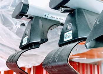 Relingi Peugeot 308 T9 2015 mocowanie na otwór nad drzwiami