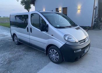 Opel vivaro 1.9 cdti stan bdb 9 osobowy