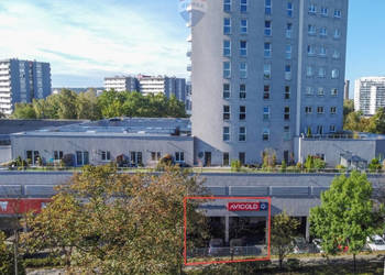 Sklep usługi witryna Chorzowska •miejsca postojowe