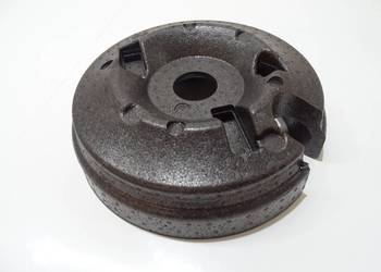 WKŁAD STYROPIAN KOŁA ZAPASOWEGO BMW E61 6758781